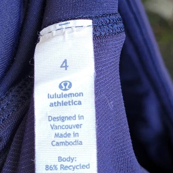 Lululemon Speed Short 4-way Stretch 2.5" Midnight Navy size 4 - Picture 7 of 8